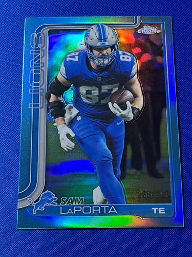 2025 Topps Chrome Sam LaPorta #100 Teal Refractor /299 Detroit Lions