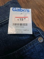 Ladies Express Jean Shorts Nwt Sz 4 .