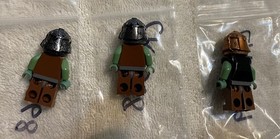 Lego - 6 Mini-Figures & Weapons For Castle  Set 7041 "Troll Battle Wheel"