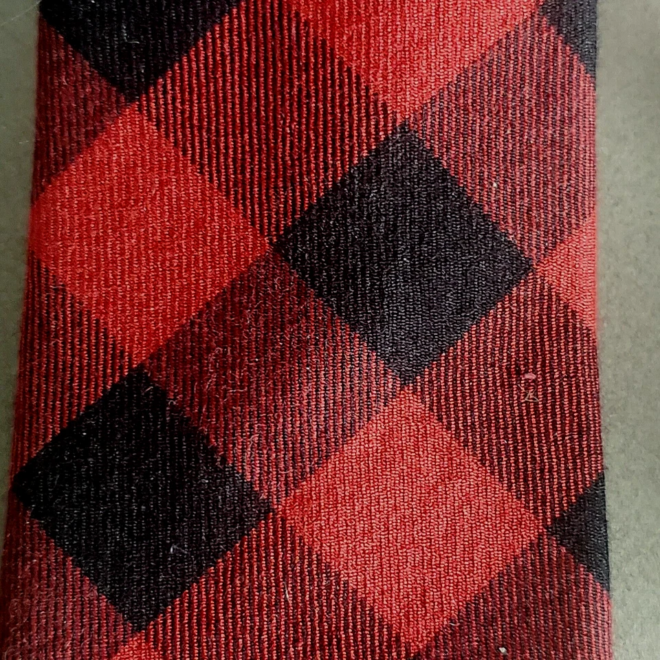 63 pulgadas Lands' End lona 1963 corbata a cuadros flaca roja 55 % mezcla Woo1 45 % mezcla seda Foto 2 de 3