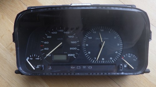 Tacho, Kombiinstrument mit Uhr VW Golf III 1,9 Diesel 102500 km Nr 1H6 919 033 L