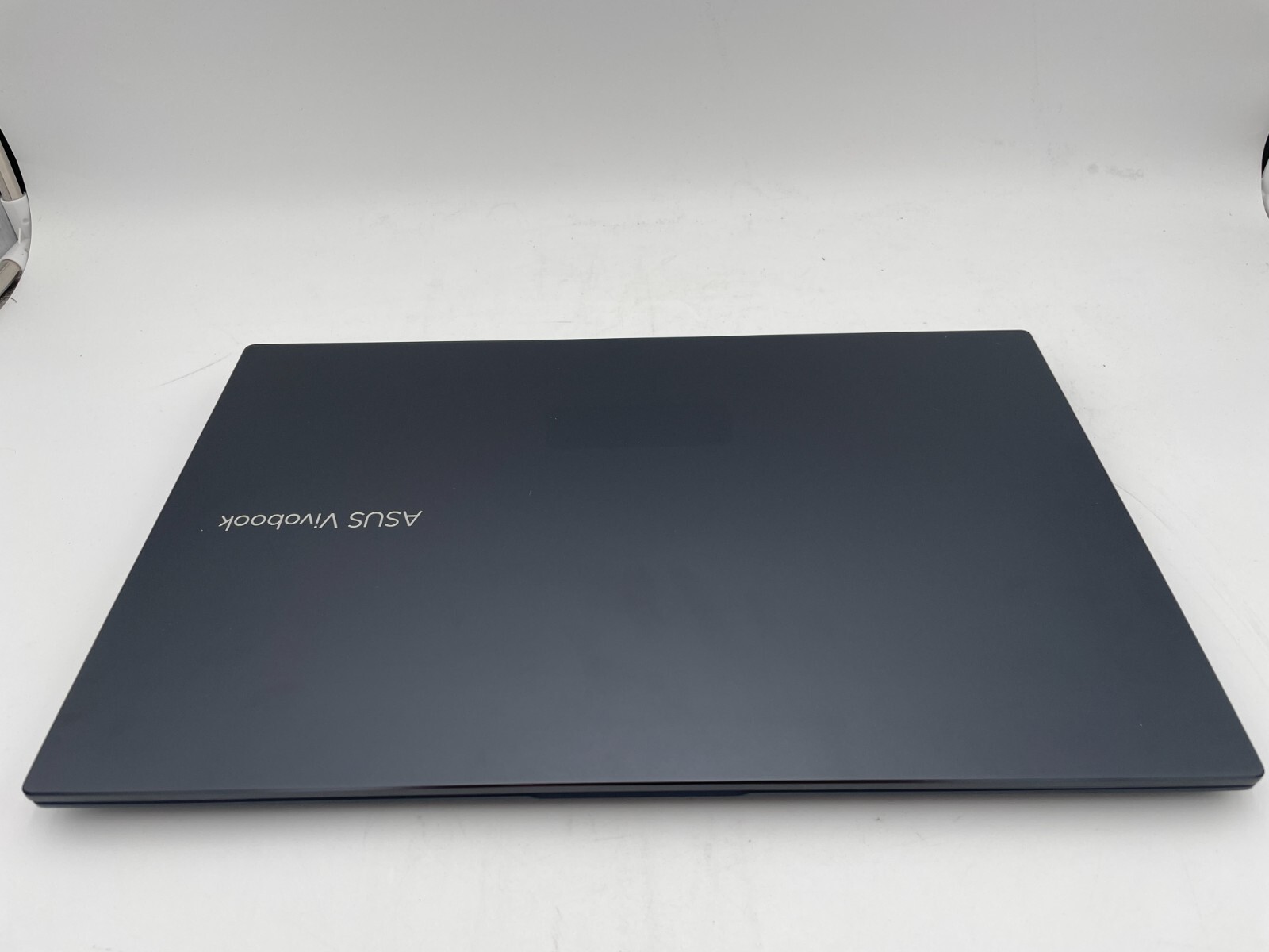 ASUS VivoBook K1703ZA 17.3-inch i3-1220P 8GB RAM 512GB SSD Windows 11 Fair Condition