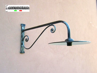 - SENZA MARCA/GENERICO – Lampada applique a parete per esterno in ferro battuto 1119 con piatto smaltato