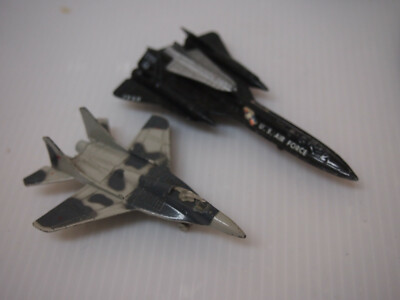 ZEE LOCKHEED SR-71 BLACKBIRD DIECAST & MIG 20