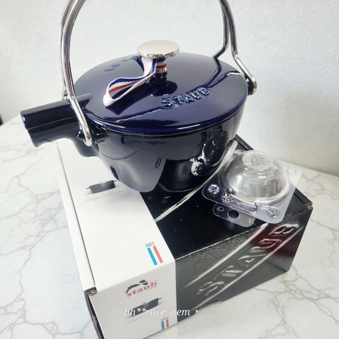 staub スクエアティーポット　ピメント　teapot ケトル　トリベット付き staub スクエアティーポット ピメント teapot ケトル トリベット付き