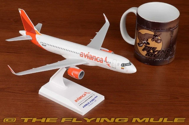 Skymarks 1:150 A320neo Avianca Colombia N943AV - Image 4 of 4