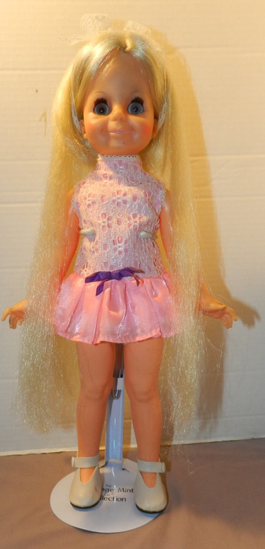Vintage 1971 Ideal Velvet Doll Growing Hair  15.5” Dressed