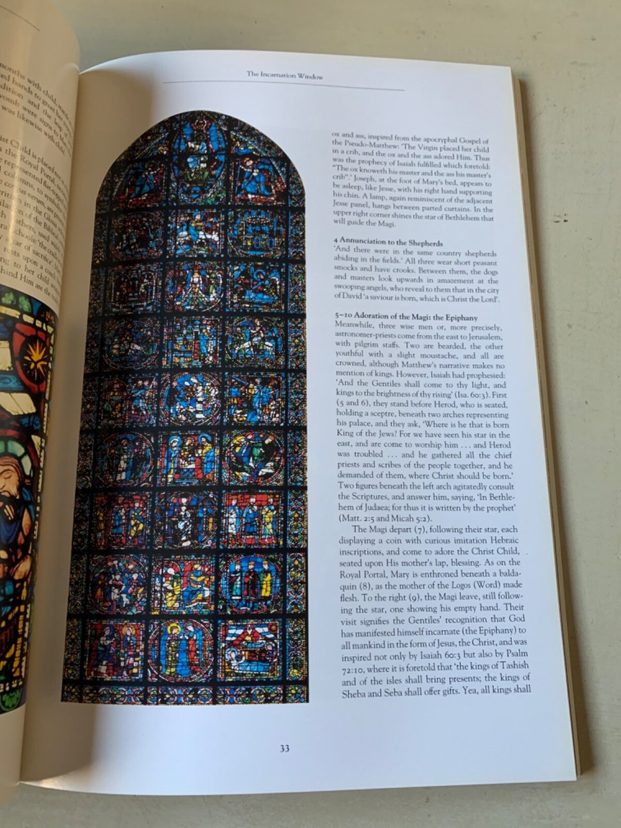 1997 Chartres Cathedral France Softcover Souvenir Book