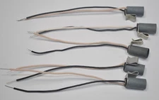 Lot of 5 NOS LEECRAFT 75W 125V Wired Mini Candelabra Bayonet Lamp Holder w/ Clip