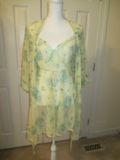 VINTAGE SECRET TREASURES SIZE M PEIGNOIR 2 PIECE NIGHT GOWN ROBE BUTTERFLIES