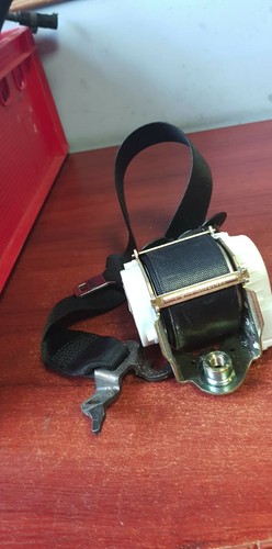 BMW E87 1er Sicherheitsgurt vorne rechts 7069956 gebraucht