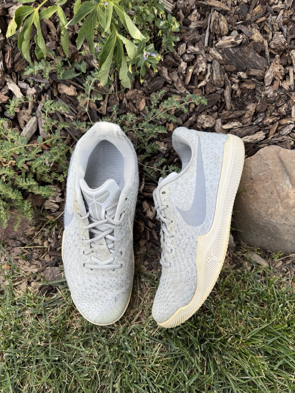 SAOLA Scarpa da basket Nike Kobe Mamba Instinct Platinum bianca taglia 9 5 da uomo