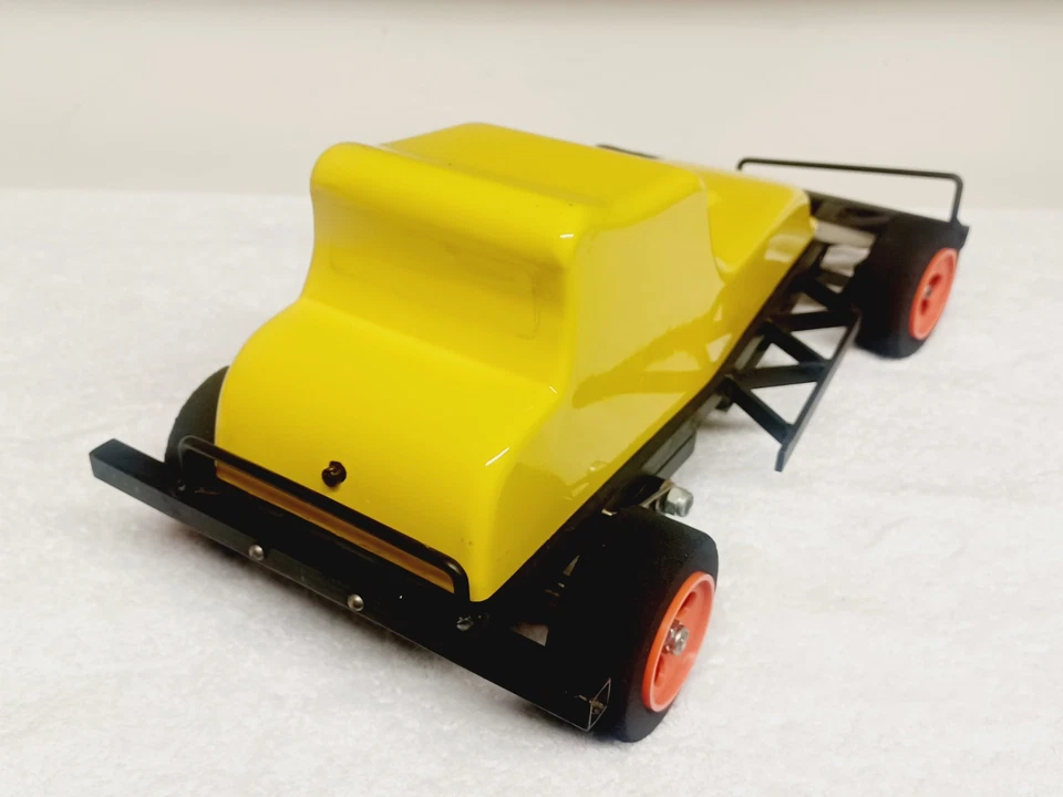 Vintage (NEW) 1970s UK Mardave MK II 1/8th RC 2wd Gas/Nitro Stock-Car RARE - Image 4 of 4