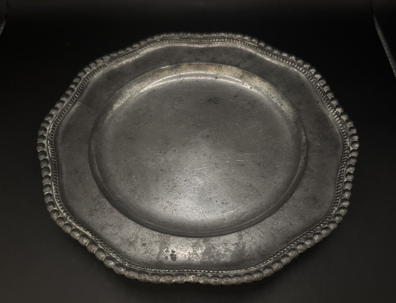 Antique Pewter Plate Stamped L. Mory  Munchen Scalloped Edge W Beading 9.5” D