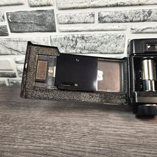 RARE Ricoh A-2 Rikenon 35mm F2.8 Colour Wind Up Film Camera - Picture 8 of 9