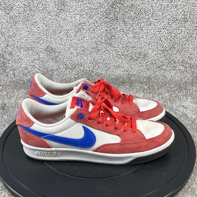 nike sb adversary trainers in cream and blue