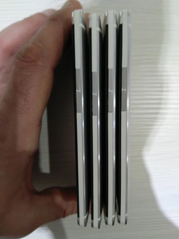 HTC ONE M7 32GB SILVER 4.7" 2GB RAM 3G LTE 4 MEGAPIXEL BOX ORIGINALE GRADO B+ - Immagine 2 di 4