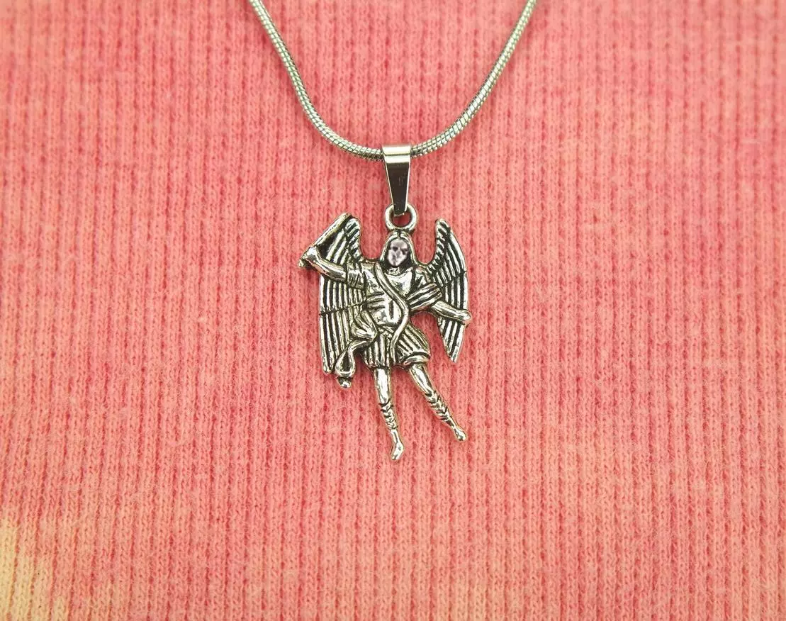 Silver Sigil of Archangel Michael Necklace | Buy online jewelry at  MeriTomasa