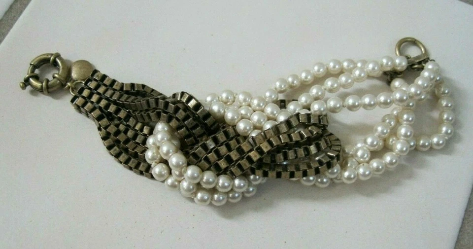 Pulsera J.Crew Multi Hilo Nudo Latón Cadena y Cuentas de Perlas Imitadas Foto 4 de 4