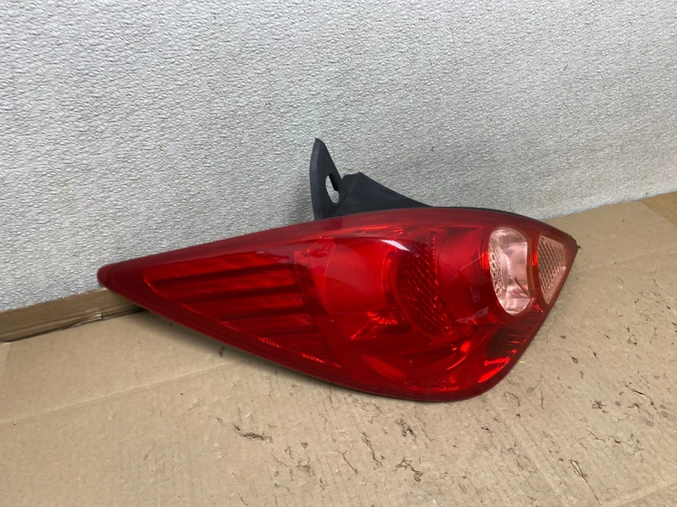 2007 - 2012 Nissan Versa Hatchback Left Driver Side Lh Tail Light DEPO U6924 DW - Image 3 of 4