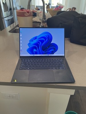 Lenovo Yoga Slim 7 14.5'' Touch Snapdragon X Elite 16GB 512GB W11 Home W/charger