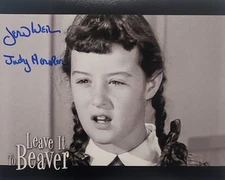 Jeri Weil LEAVE IT TO BEAVER signed 8x10 #G03