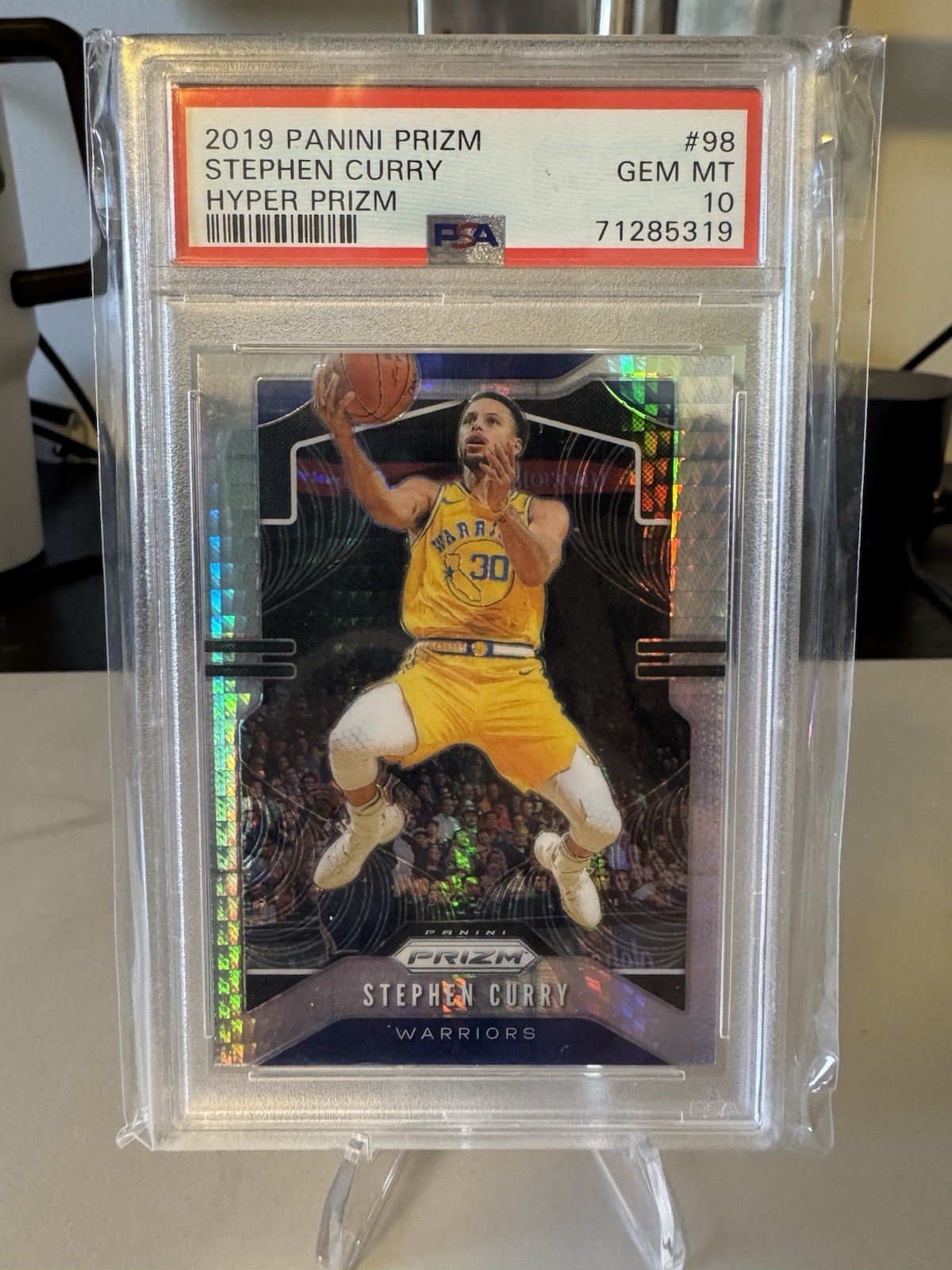 2019-20 Panini Prizm Stephen Curry #98 Hyper Prizm PSA 10