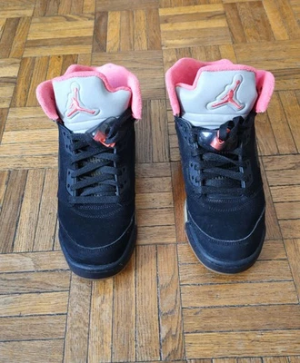 Nike Air Jordan 5 Retro Black & Pink - Photo 1/4