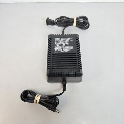 Lionel Hobby Transformer Model AC1803000 Input: 120VAC 60Hz 77W Output: 18VAC 3A