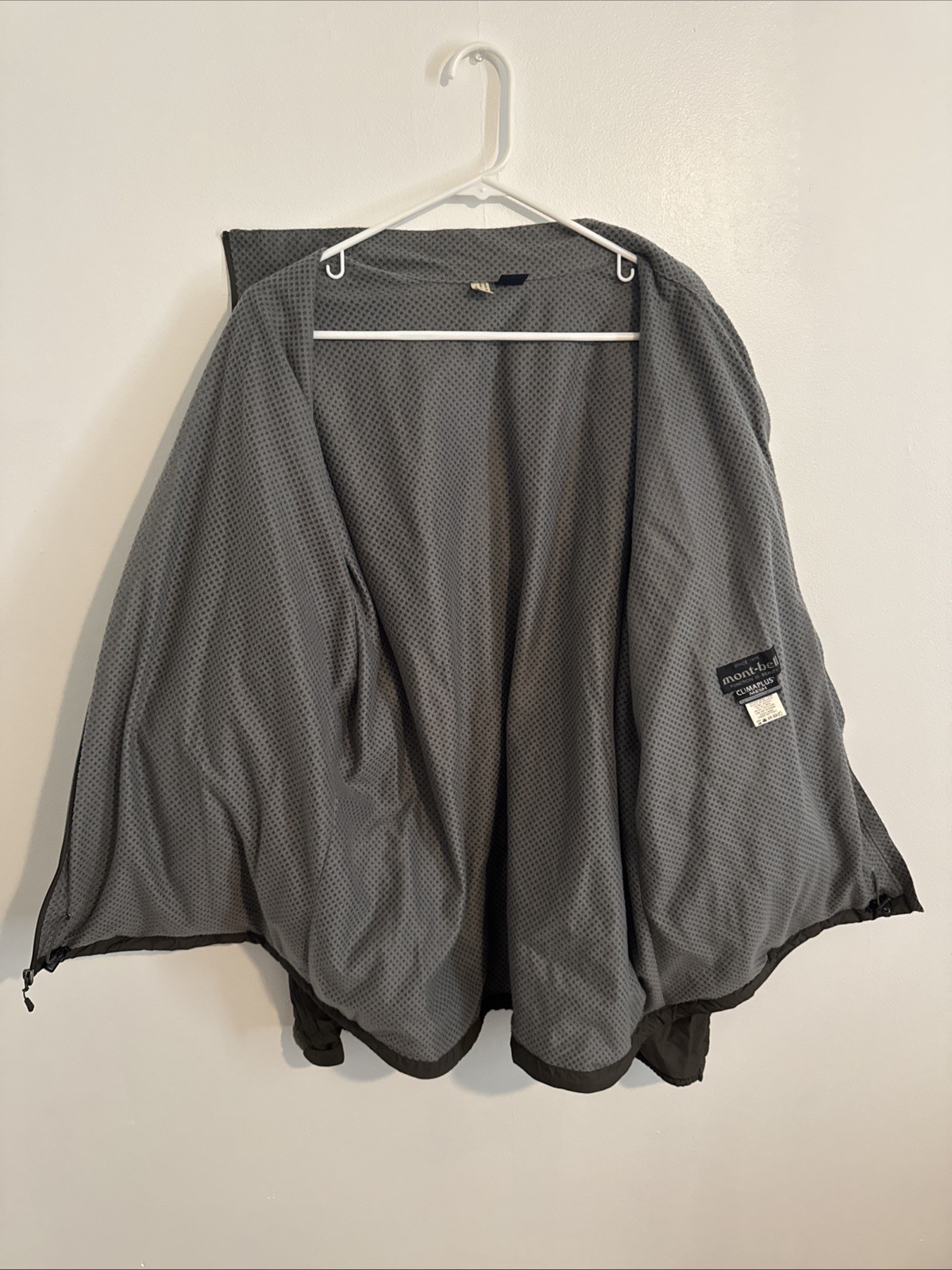 Montbell Nylon Polyester Jacket ClimaPlus Mesh Ol… - image 10