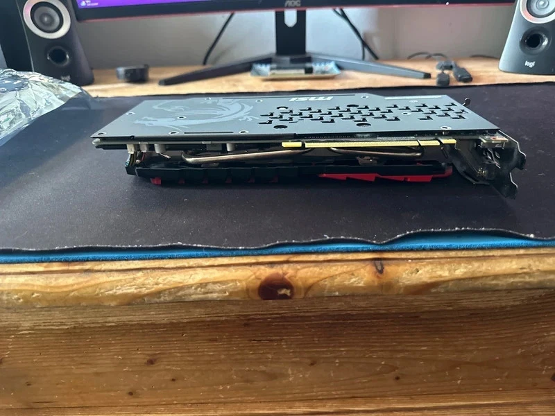 Nvidia MSI GTX 1070 Ti Gaming Graphics Card 8 GB GDDR5 DX12 in ottime condizioni - Immagine 2 di 4