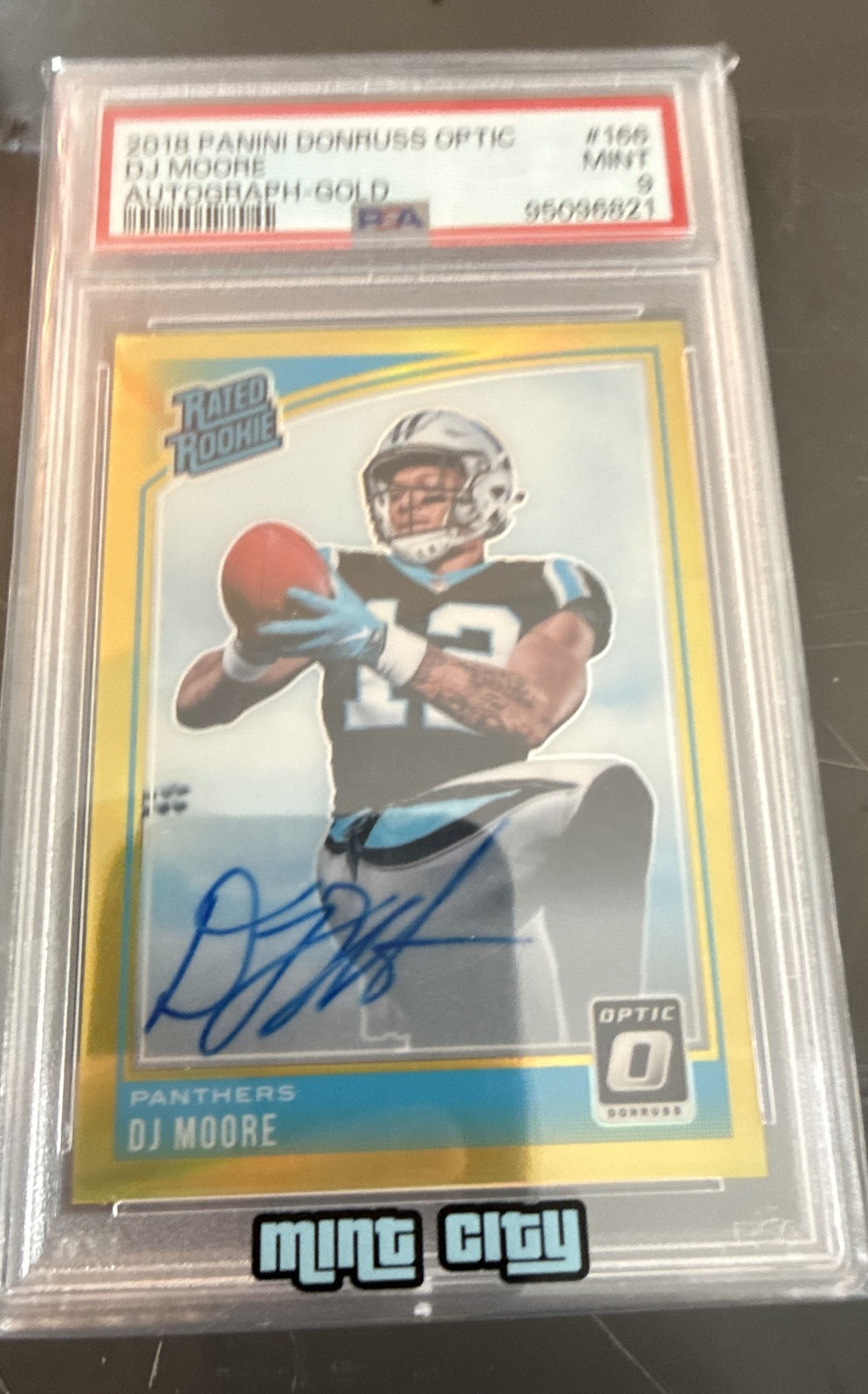 2018 Donruss Optic - Rated Rookie D.J. Moore #166 Gold Prizm Autographs /10 