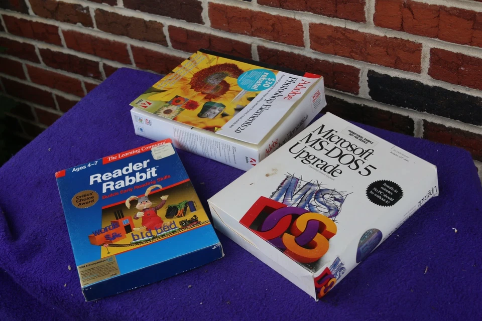 3 SOFTWARE MS-DOS/WINDOWS ANTIGUO ACTUALIZACIÓN MS-DOS5, ELEMENTOS ADOBE 2.0 Y LECTOR RAB Foto 2 de 4