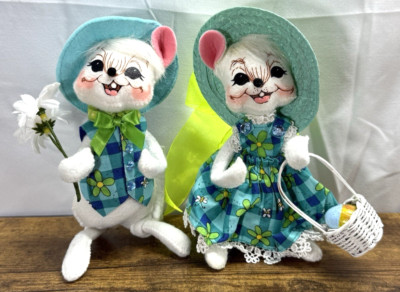 2008 Annalee Doll Set Spring Easter Egg Basket Mice Aqua Green Check 6in