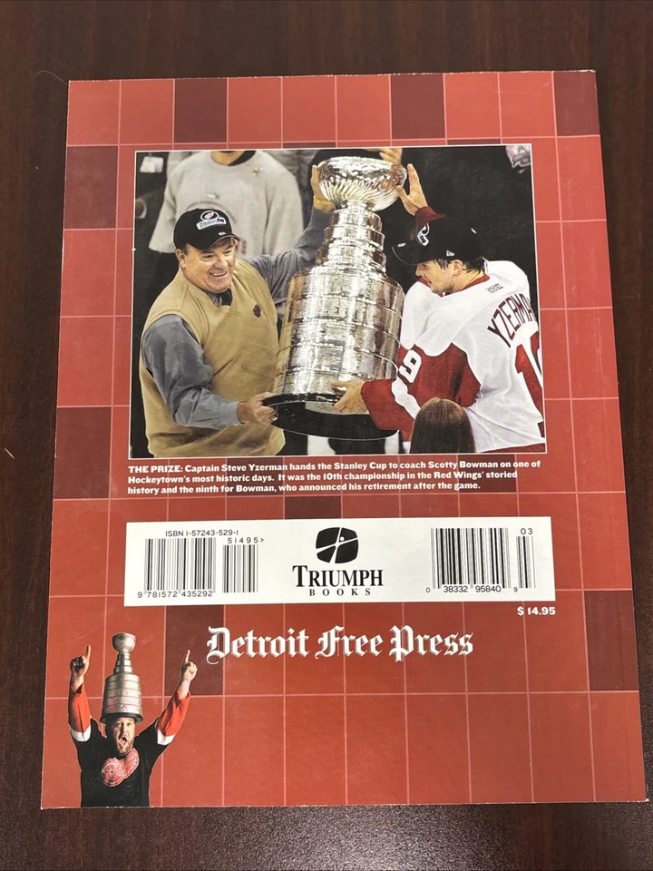 2002 Detroit Red Wings Stanley Cup Champions Detroit Free Press Program Hang 10 Foto 2 de 2