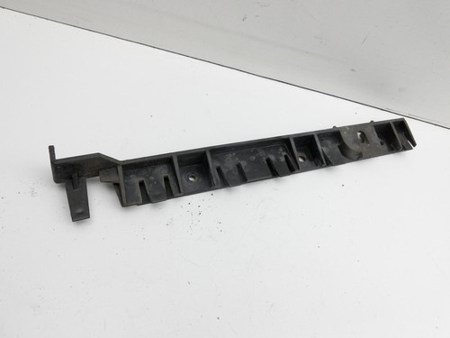 Halter Träger Führung Aufnahme für Kotflügel li vo BMW E87 1er 04-07 5T 7144045