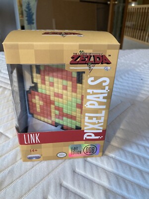 New Pixel Pals The Legend of Zelda Link 008 Light Up 8 Bit PDP 