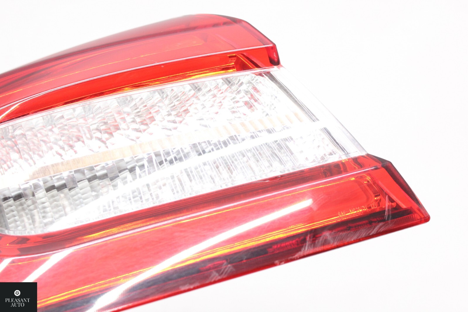 13 - 20 MASERATI QUATTROPORTE M156 LEFT REAR TAIL LAMP BRAKE LIGHT 6700054520