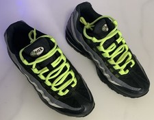 Nike Air Max 95 905348-022 Size 7Y Black Volt