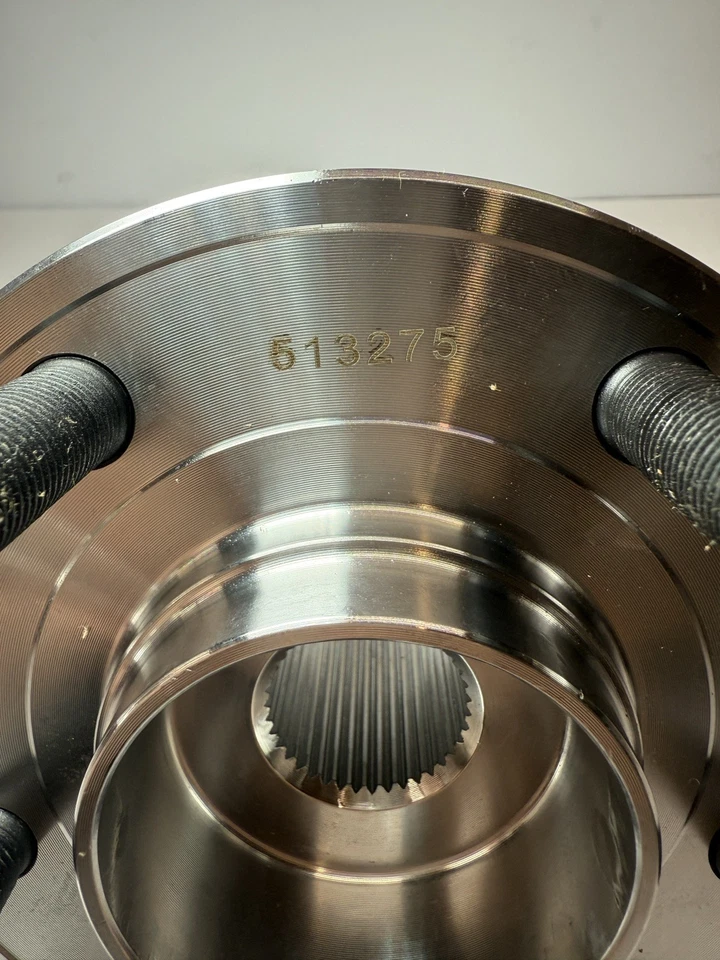 Conjunto de buje de cojinete de rueda trasera para Ford Taurus Flex Edge Lincoln MKS MKT MKX Foto 3 de 4