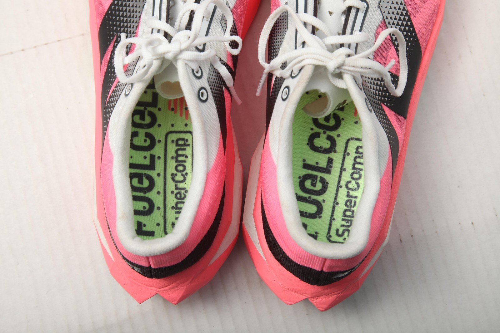 New Balance FuelCell SuperComp Elite V4 Shoes Mens Size 10 Pink Running MRCELCP4 thumbnail 18