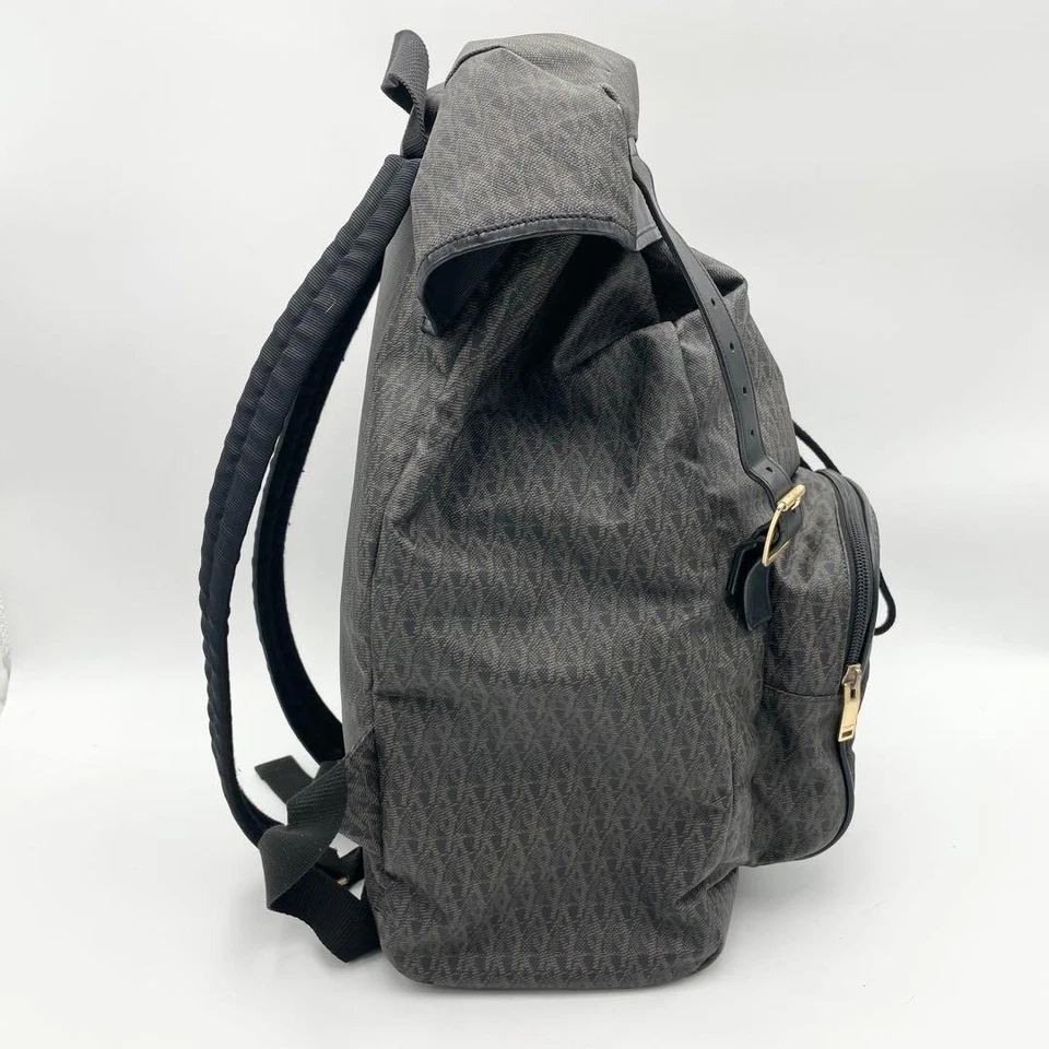 Mochila Cassandra Monograma Saint Laurent Unisex Excelente Estado Foto 4 de 4