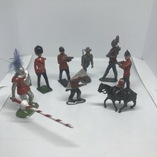 Antique Vintage Lead Metal Toy Soldiers Mixed Ranks - Lot of 8