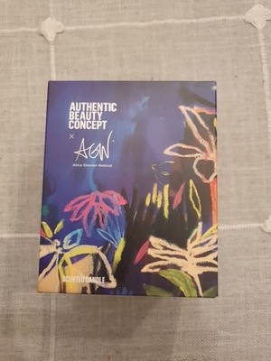 Authentic Beauty Concept Scented Candle