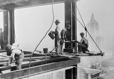 Construction of the Empire State Building in NY City 1930s. Photo 8.5x11 Reprint