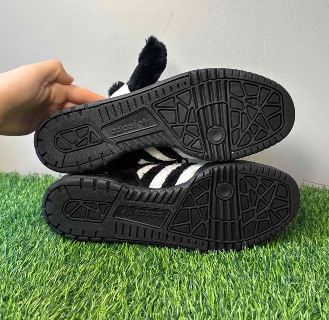 Adidas x Jeremy Scott JS Panda Bear Black White Size 11.5 Sneakers