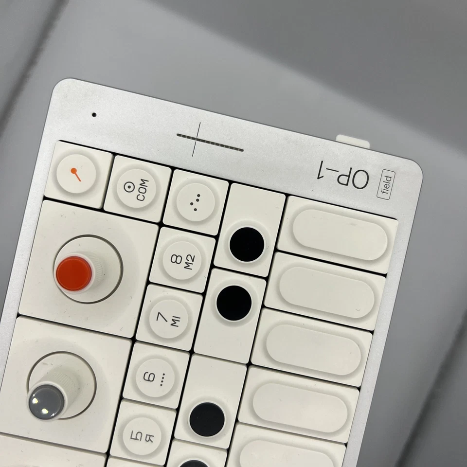 Teenage Engineering - OP-1 field - Sehr Gut - Bild 4 von 4