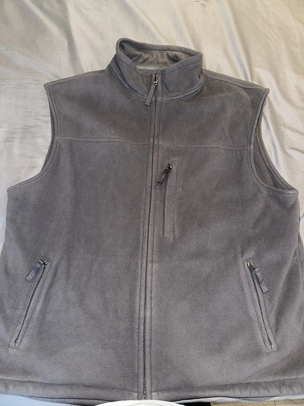 Duluth Trading Co Vest Men XL Gray Fleece Full Zip Pockets Hiking Outdoors