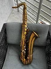 Vintage Buescher Big B aristocrat small bell Tenor Saxophone in minty condition
