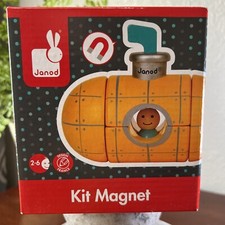 Janod Wooden Magnetic Submarine Kit Magnet Toy 5 Parts